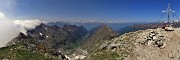 58 In vetta al Crono Stella (2620 m), sereno sulle alte cime orobiche, sulla Valtellina e sulle Api Retiche